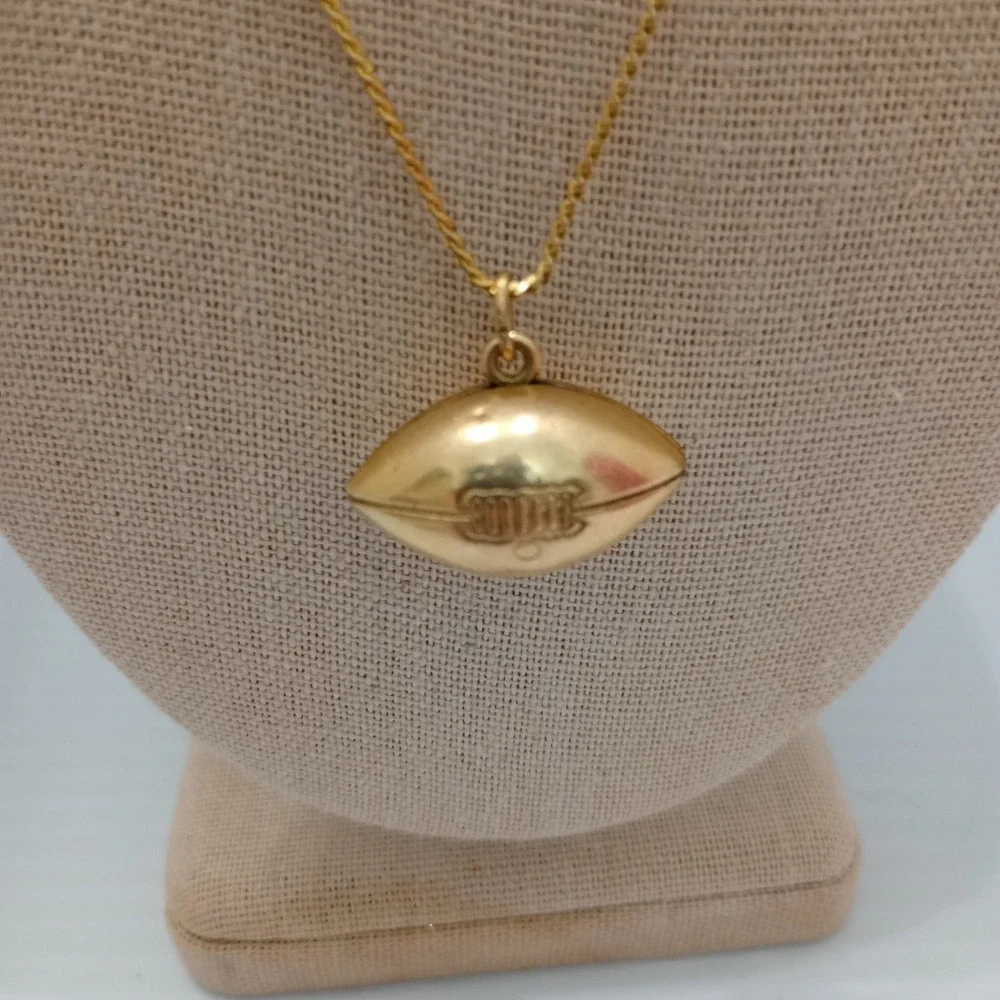 Vintage‎ Football Pendant Necklace JMF 1/20 Gold Filled